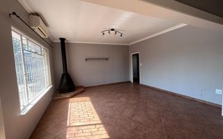 3 Bedroom House To Rent in Academia, Windhoek