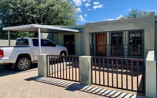 2 Bedroom Apartment For Sale in Okahandja