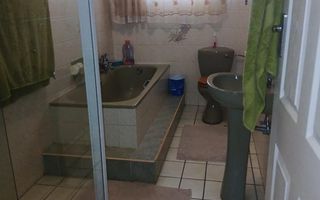 4 Bedroom House For Sale in Rehoboth