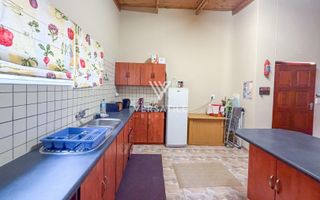 3 Bedroom House For Sale in Henties Bay Central, Henties Bay