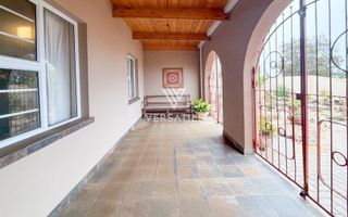 3 Bedroom House For Sale in Henties Bay Central, Henties Bay