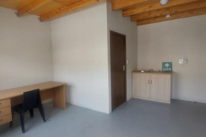 Industrial To Rent in Light Industrial, Walvis Bay