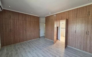 4 Bedroom House For Sale in Kleine Kuppe, Windhoek