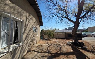 4 Bedroom House For Sale in Klein Windhoek, Windhoek