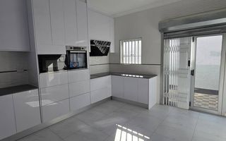 5 Bedroom House For Sale in Academia, Windhoek