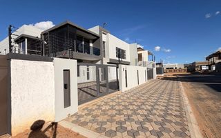 5 Bedroom House For Sale in Academia, Windhoek