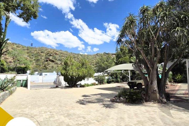 4 Bedroom House For Sale in Ludwigsdorf, Windhoek