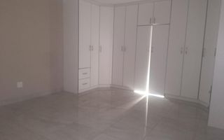 3 Bedroom House For Sale in Hermis