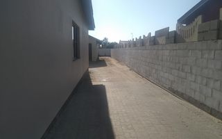 3 Bedroom House For Sale in Hermis