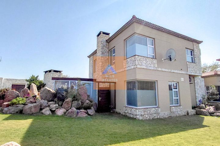 3 Bedroom House To Rent in Rossmund, Swakopmund
