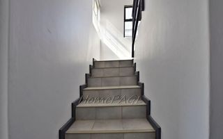 4 Bedroom House For Sale in Meersig