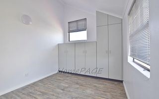 4 Bedroom House For Sale in Meersig