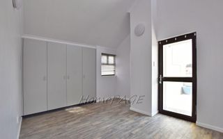 4 Bedroom House For Sale in Meersig
