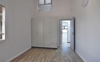 4 Bedroom House For Sale in Meersig