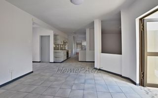 4 Bedroom House For Sale in Meersig
