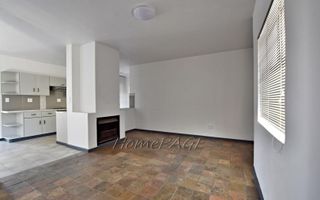 4 Bedroom House For Sale in Meersig