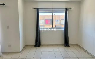 2 Bedroom Apartment For Sale in Windhoek Central, Windhoek