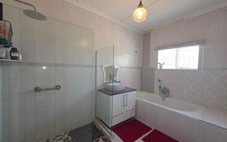 3 Bedroom House For Sale in Pioneerspark, Windhoek