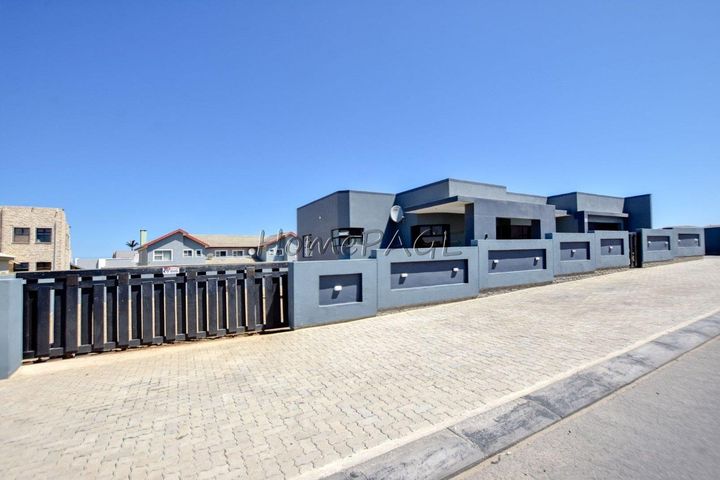 3 Bedroom House For Sale in Swakopmund Ext 14, Swakopmund