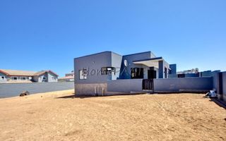 3 Bedroom House For Sale in Swakopmund Ext 14, Swakopmund