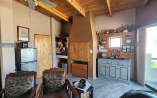 4 Bedroom House For Sale in Henties Bay Central, Henties Bay