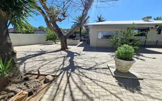 3 Bedroom House For Sale in Olympia, Windhoek