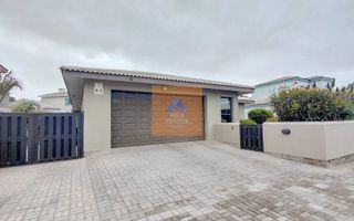3 Bedroom House For Sale in Vogelstrand, Swakopmund
