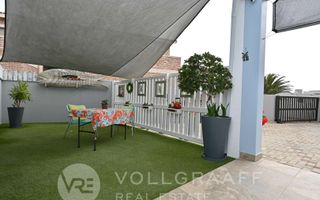 2 Bedroom House To Rent in Mile 4, Swakopmund