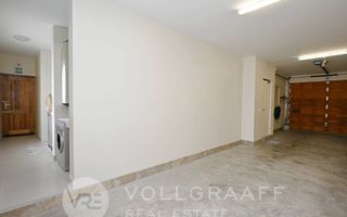 2 Bedroom House To Rent in Mile 4, Swakopmund