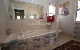 2 Bedroom House For Sale in Rossmund, Swakopmund