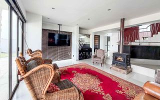 8 Bedroom House For Sale in Kramersdorf, Swakopmund