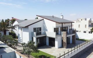 8 Bedroom House For Sale in Kramersdorf, Swakopmund