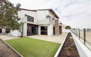 8 Bedroom House For Sale in Kramersdorf, Swakopmund