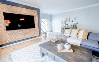 3 Bedroom House For Sale in Henties Bay Central, Henties Bay
