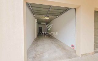 3 Bedroom Apartment For Sale in Dolphin Beach