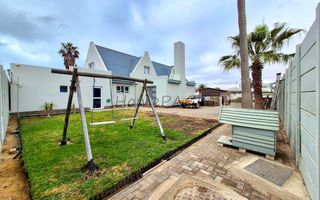 3 Bedroom House For Sale in Meersig