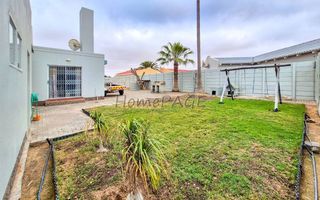 3 Bedroom House For Sale in Meersig