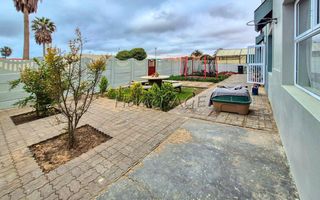 3 Bedroom House For Sale in Meersig