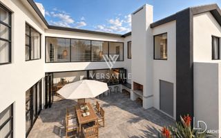 4 Bedroom House For Sale in Long Beach