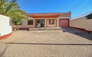 4 Bedroom House For Sale in Otjiwarongo