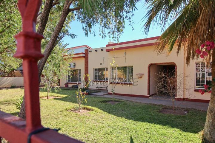 4 Bedroom House For Sale in Otjiwarongo
