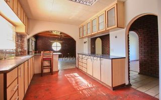 4 Bedroom House For Sale in Otjiwarongo