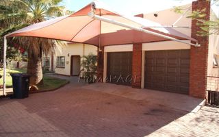 4 Bedroom House For Sale in Otjiwarongo