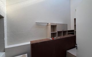 Office / Retail / Mixed Use To Rent in Klein Windhoek, Windh...