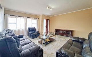 4 Bedroom House For Sale in Meersig