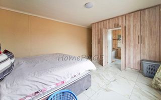 4 Bedroom House For Sale in Meersig