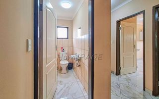 4 Bedroom House For Sale in Meersig