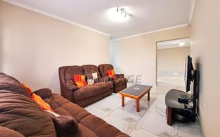 4 Bedroom House For Sale in Meersig