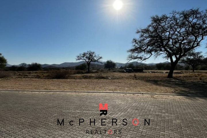 Office / Retail / Mixed Use For Sale in Brakwater, Windhoek