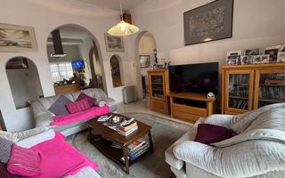 4 Bedroom House For Sale in Ludwigsdorf, Windhoek
